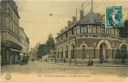 / CPA FRANCE 77 "Fontainebleau, hôtel des postes "