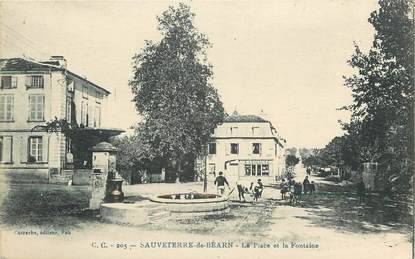 CPA FRANCE 64 "Sauveterre de Béarn, La Place et la Fontaine"