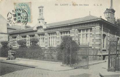 / CPA FRANCE 77 "Lagny, école des filles"
