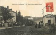 13 Bouch Du Rhone CPA FRANCE 13 "La Bouilladisse, la gare, arrivée du train"