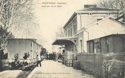  CPA FRANCE 84 "Monteux, intérieur de la gare" / TRAIN