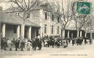 84 Vaucluse  CPA FRANCE 84   "Saint Saturnin d'Avignon, Ecole des Filles"