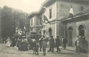 84 Vaucluse  CPA FRANCE 84   "Orange, la gare, arrivée des spectateurs pour les représentations du Théâtre antique"