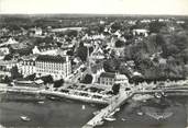 29 Finistere / CPSM FRANCE 29 "Bénodet, le grand hôtel et le port"