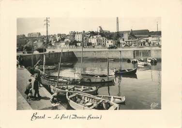 / CPSM FRANCE 29 "Brest, le port"