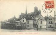 80 Somme CPA FRANCE 80 "Amiens, la place des Huchers"