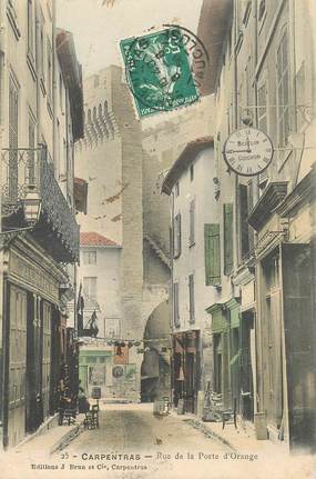 CPA FRANCE 84 "Carpentras, rue de la Porte d'Orange"