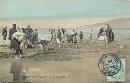 CPA FRANCE 14 "Trouville, pêcheurs  d'Equilles"