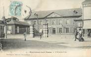 77 Seine Et Marne / CPA FRANCE 77 "Montereau Faut Yonne, l'hôtel de ville"