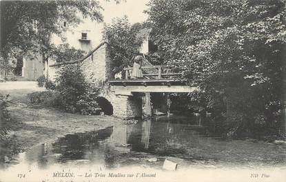 / CPA FRANCE 77 "Melun, les trios Moulins sur l'Almont"