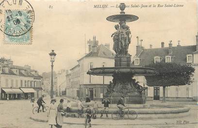 / CPA FRANCE 77 "Melun, la place Saint jean" / FONTAINE