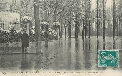 / CPA FRANCE 77 "Melun, bld Gambetta et promenade de vieux"