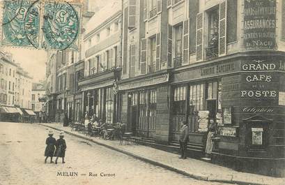 / CPA FRANCE 77 "Melun, rue Carnot"