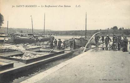 / CPA FRANCE 77 "Saint Mammès, le renflouement d'un bateau"