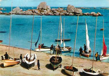 / CPSM FRANCE 29 "Brignonan, la plage et les yachts"