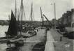 / CPSM FRANCE 29 "Camaret sur Mer, le quai"