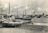 29 Finistere / CPSM FRANCE 29 "Camaret, le sillon et les bateaux de pêche"