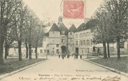 77 Seine Et Marne / CPA FRANCE 77 "Tournan, place du château, hôtel de ville"