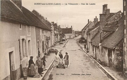 / CPA FRANCE 45 "Bonny sur Loire, la Villeneuve, rue de Lande"