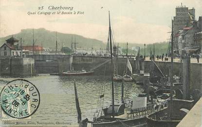 CPA FRANCE 50 "Cherbourg, quai Caligny et le bassin à flot"