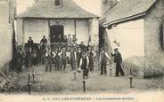 65 Haute PyrÉnÉe / CPA FRANCE 65 "Les Pyrénées, les joueurs de quilles"