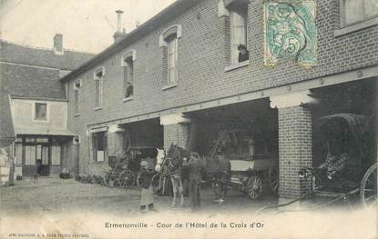 / CPA FRANCE 60 "Ermenonville, cour de l'hôtel de la Croix d'Or"