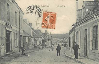 / CPA FRANCE 72 "Pont de Gennes, grande rue"