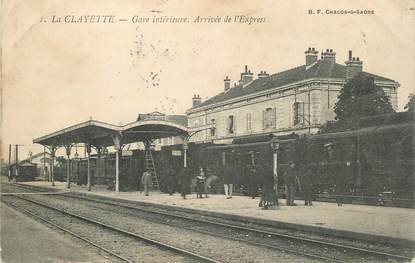 / CPA FRANCE 71 "La Clayette, gare intérieure"