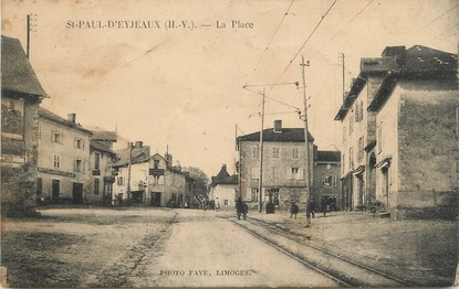 / CPA FRANCE 87 "Saint Paul d'Eyjeaux, la place"