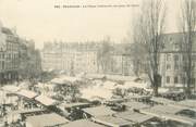 25 Doub / CPA FRANCE 25 "Besançon, la place Labourée, un jour de foire"