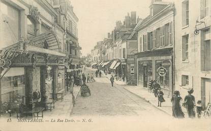 CPA FRANCE 45 "Montargis, la Rue Dorée"