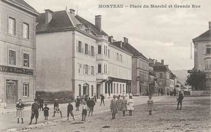 / CPA FRANCE 25 "Morteau, place du marché et grande rue"
