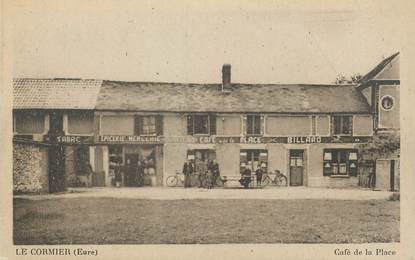 / CPA FRANCE 27 "Le Cormier, café de la place"