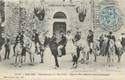 / CPA FRANCE 13 "Arles, Cavalcade de Mireille"