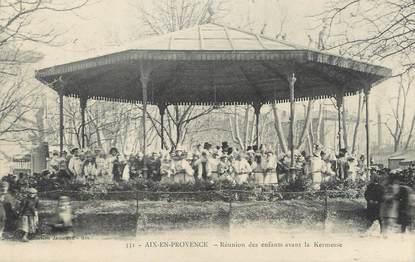 / CPA FRANCE 13 "Aix en Provence, réunion des enfants avant la kermesse"