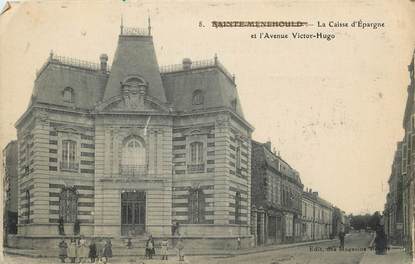 CPA FRANCE 51 "Sainte Menehould, Banque la caisse d'Epargne et avenue Victor Hugo"