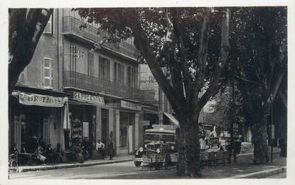 / CPSM FRANCE 13 "Gardanne, station des Autobus" / BUS