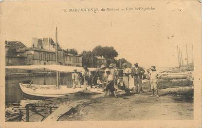 / CPA FRANCE 13 "Martigues, une belle pêche"