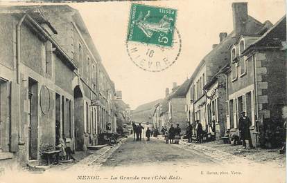 CPA FRANCE 58 "Menou, la grande rue"