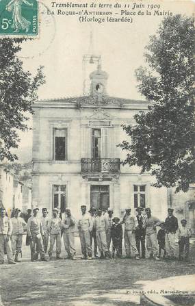 / CPA FRANCE 13 "La Roque d'Anthéron, place de la mairie"