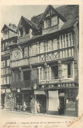 / CPA FRANCE 14 " Lisieux, vieilles maisons de la grande rue"