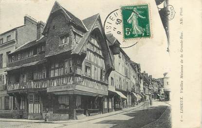 / CPA FRANCE 14 "Lisieux, vieilles maisons de  la grande rue"