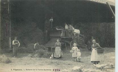 CPA FRANCE 91 "Vigneux, Ferme de Noisy" / BATTEUSE