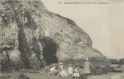 / CPA FRANCE 29 "Morgat, la grotte de la Baignoire"