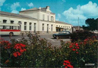 / CPSM FRANCE 29 "Morlaix, la gare"