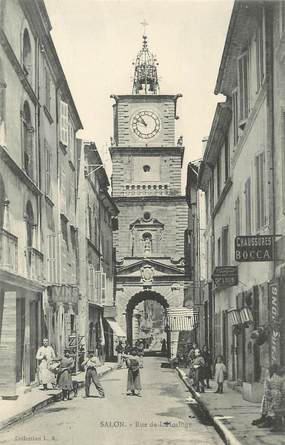 / CPA FRANCE 13 "Salon, rue de l'Horloge"