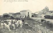 13 Bouch Du Rhone / CPA FRANCE 13 "Les Saintes Maries, l'entrée du village"