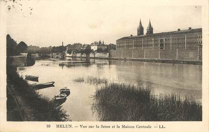 CPA FRANCE 77 "Melun, vue sur la Seine et la maison centrale"