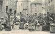 CPA FRANCE 07  "Groupe de dentellières dans la rue d'un village Cévenol""