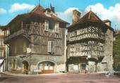 63 Puy De DÔme / CPSM FRANCE 63 "Chateldon, vieilles maisons du XVè siècle"